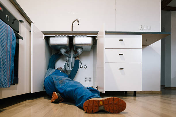 Professional Plumbing technician working in Midlothian, TX
